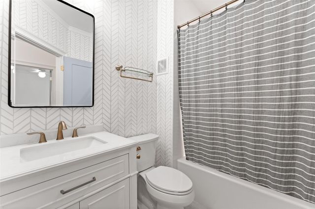 625 TROPICAL BREEZE WAY, Tampa, FL 33602