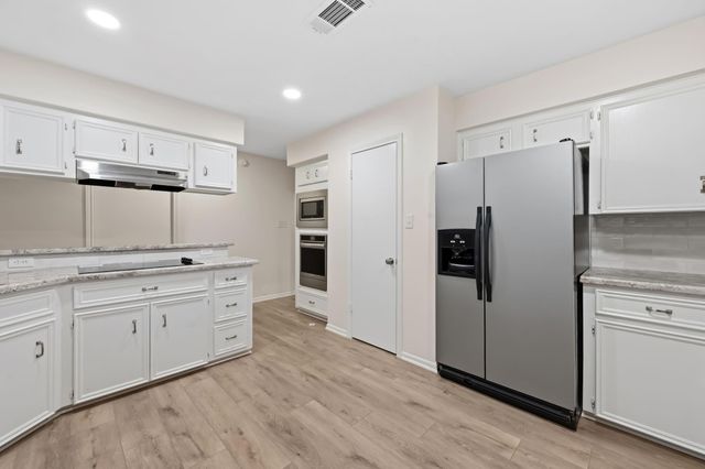 8022 Bayside Boulevard, Beach City, TX 77523