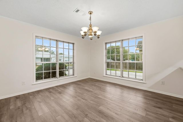 8022 Bayside Boulevard, Beach City, TX 77523