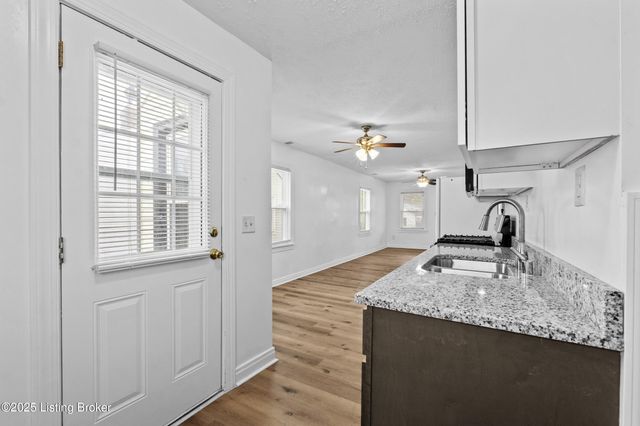 1007 Camden Ave, Louisville, KY 40215