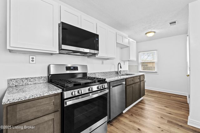 1007 Camden Ave, Louisville, KY 40215