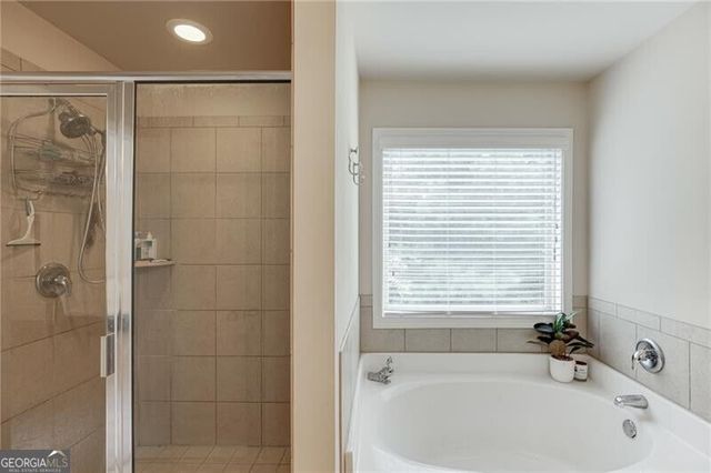 6896 Big Sky Drive, Flowery Branch, GA 30542