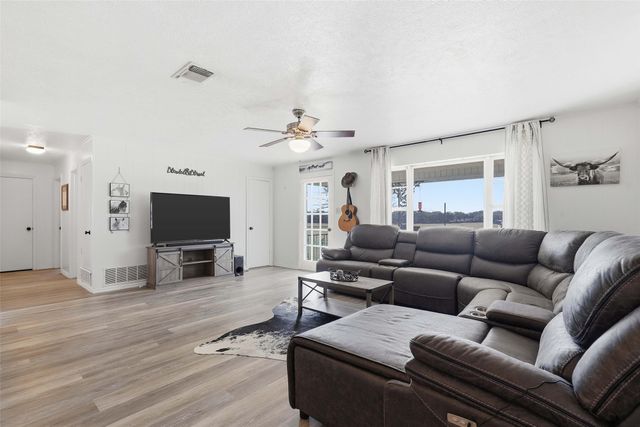 60 Keeter Lane, Lipan, TX 76462