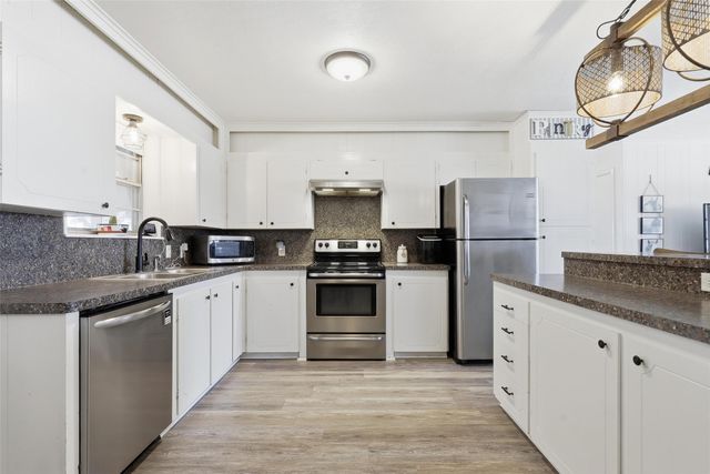 60 Keeter Lane, Lipan, TX 76462