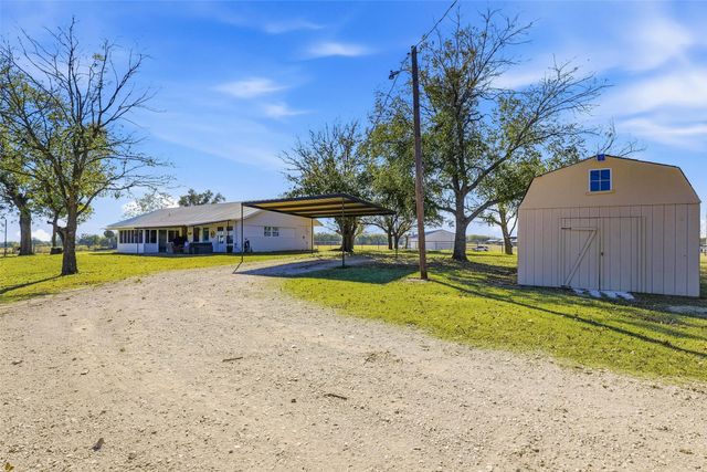 60 Keeter Lane, Lipan, TX 76462