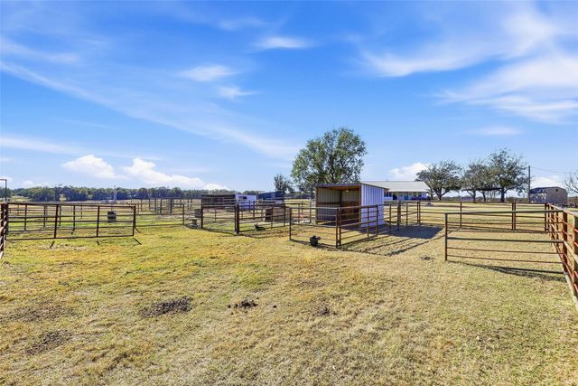 60 Keeter Lane, Lipan, TX 76462