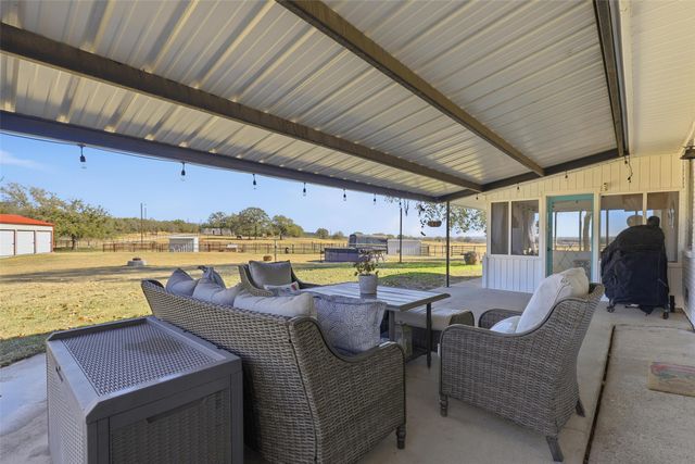 60 Keeter Lane, Lipan, TX 76462