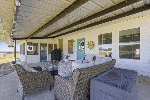 60 Keeter Lane, Lipan, TX 76462