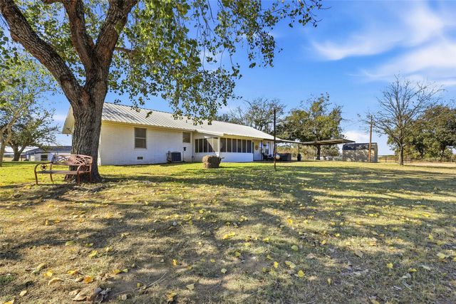 60 Keeter Lane, Lipan, TX 76462