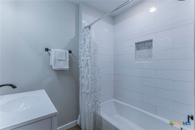 1306 Pleasant Street, Gatesville, TX 76528