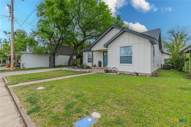 1306 Pleasant Street, Gatesville, TX 76528