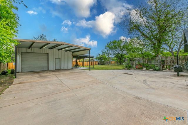 1306 Pleasant Street, Gatesville, TX 76528