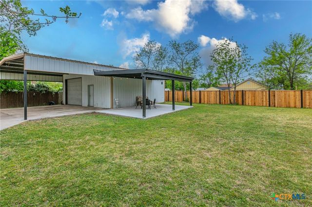 1306 Pleasant Street, Gatesville, TX 76528