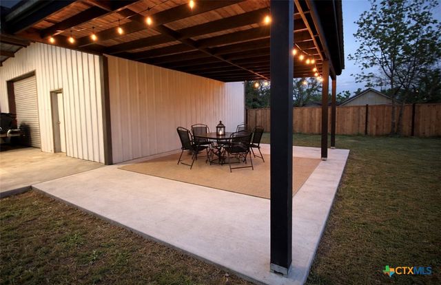 1306 Pleasant Street, Gatesville, TX 76528