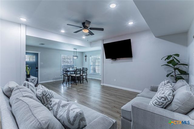 1306 Pleasant Street, Gatesville, TX 76528