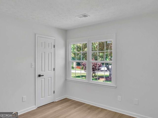 6735 River Glen Drive, Riverdale, GA 30296