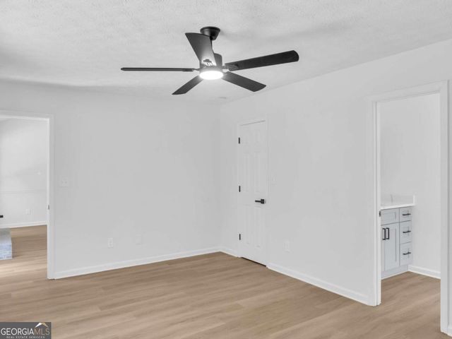 6735 River Glen Drive, Riverdale, GA 30296