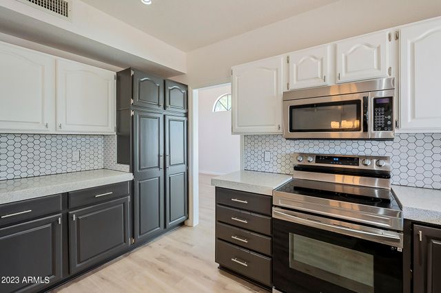 1937 E CITATION Lane, Tempe, AZ 85284