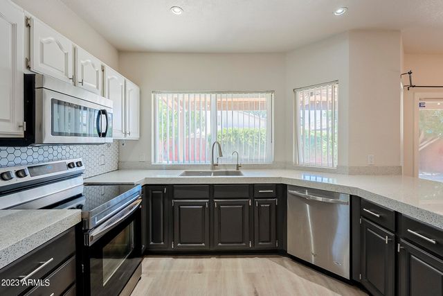 1937 E CITATION Lane, Tempe, AZ 85284