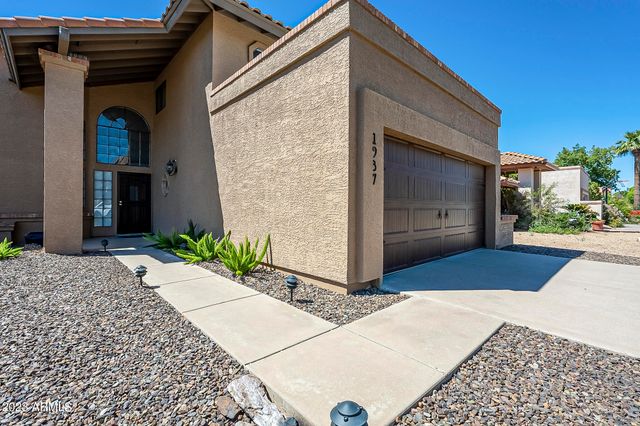 1937 E CITATION Lane, Tempe, AZ 85284