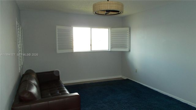 13705 SW 12th St 401B, Pembroke Pines, FL 33027