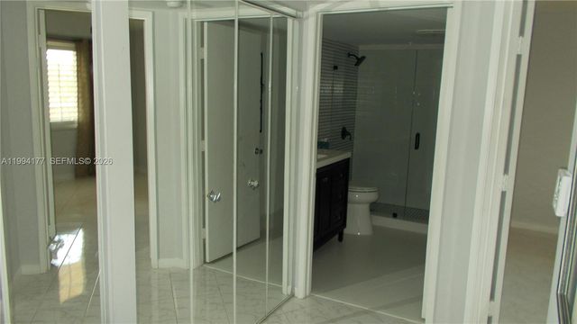 13705 SW 12th St 401B, Pembroke Pines, FL 33027