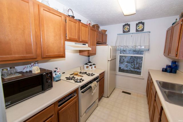 825 S 2nd Street, Lafayette, IN 47905