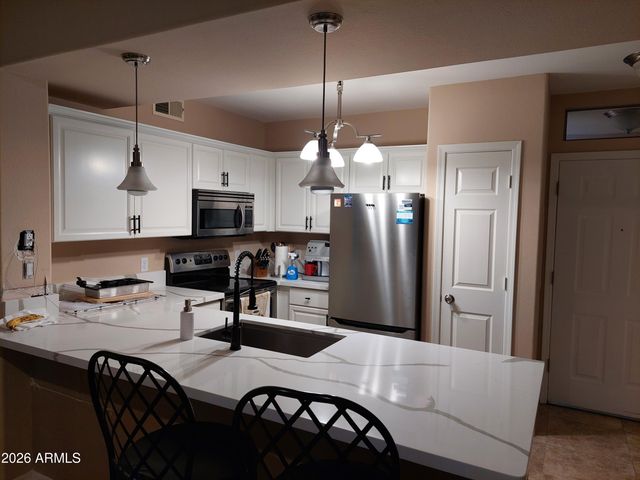 19777 N 76TH Street 2239, Scottsdale, AZ 85255