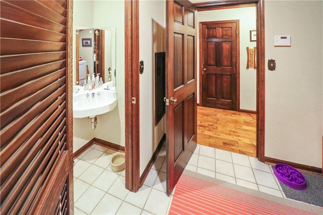 12 Woodland Trail, Warrensburg, MO 64093