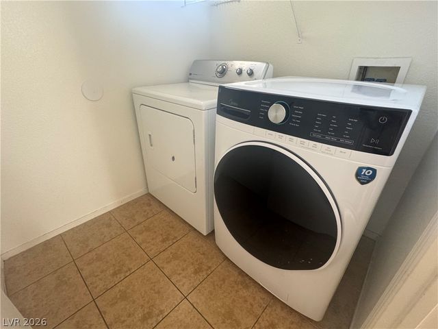 313 Lilac Arbor Street, Las Vegas, NV 89144