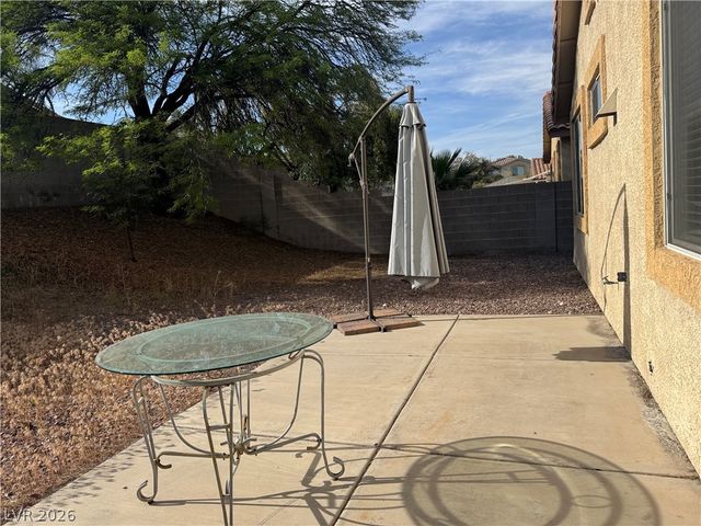 313 Lilac Arbor Street, Las Vegas, NV 89144