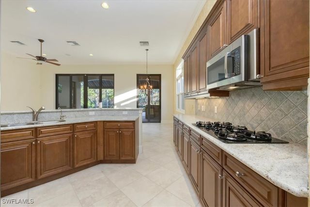 16834 Cabreo DR, Naples, FL 34110