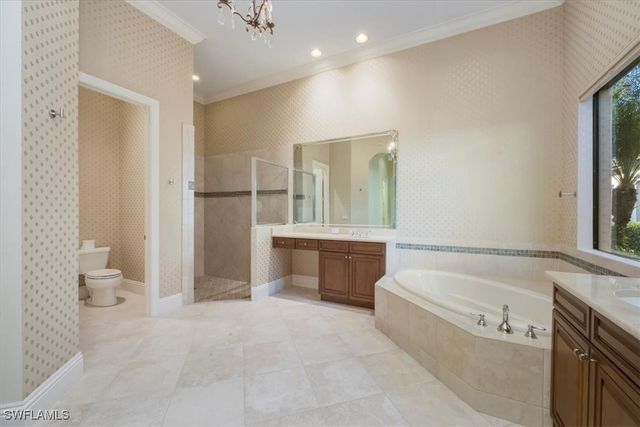 16834 Cabreo DR, Naples, FL 34110