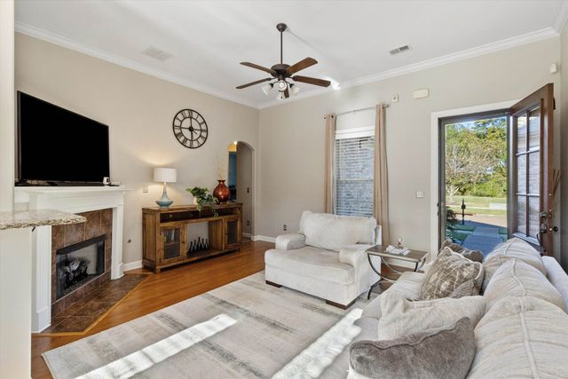 2003 S BEND DR, Cordova, TN 38016