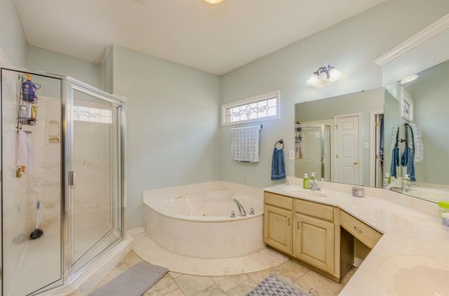 4360 GUINEVERE LN, Bartlett, TN 38135