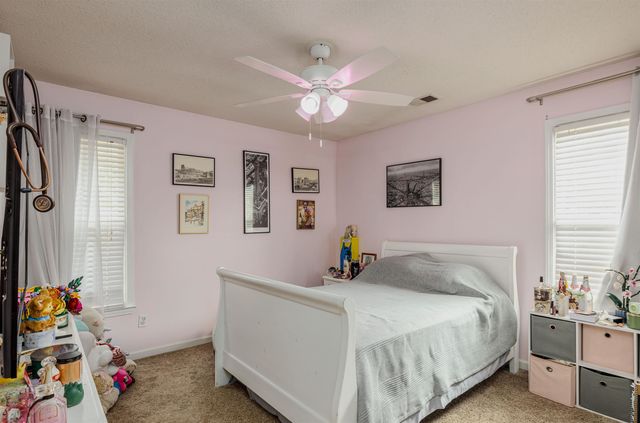 4360 GUINEVERE LN, Bartlett, TN 38135