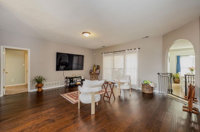 4360 GUINEVERE LN, Bartlett, TN 38135