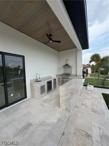 156 SW 52nd TER, Cape Coral, FL 33914