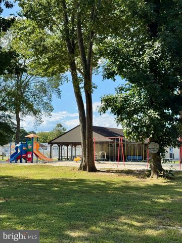 289 WOODHAVEN CT, Berlin, MD 21811