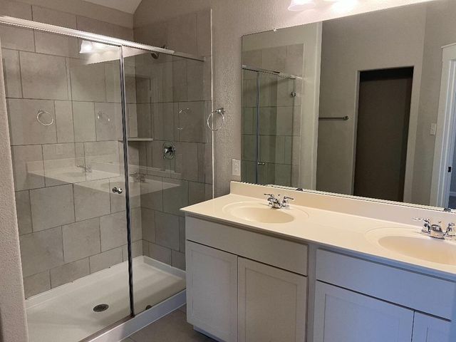 218 Sintra Lake Way, Rosenberg, TX 77469