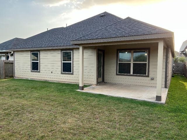 218 Sintra Lake Way, Rosenberg, TX 77469