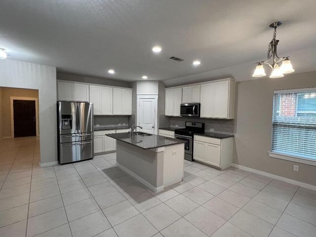 218 Sintra Lake Way, Rosenberg, TX 77469