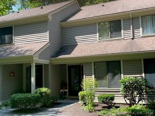 45 Riveredge Drive 45, Winchester, CT 06098