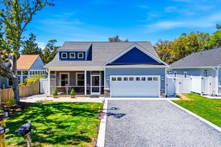 121 NW 12th Street, Oak Island, NC 28465