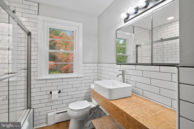 170 IRON HILL RD, Doylestown, PA 18901