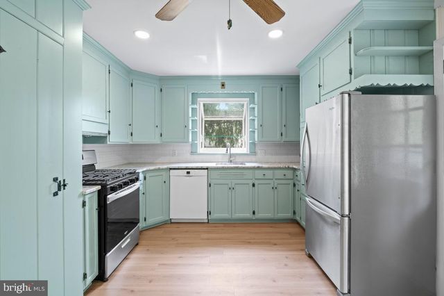 170 IRON HILL RD, Doylestown, PA 18901