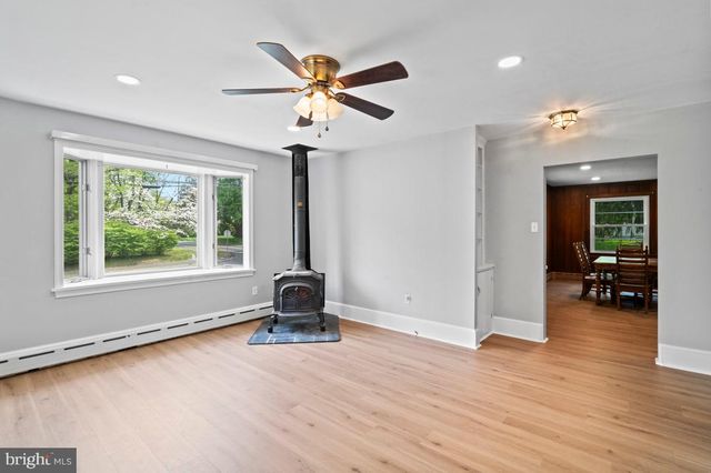 170 IRON HILL RD, Doylestown, PA 18901