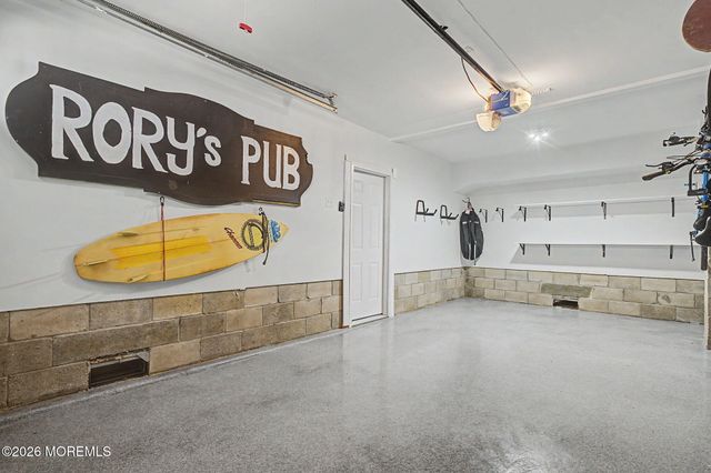10 Center Street, Sea Bright, NJ 07760