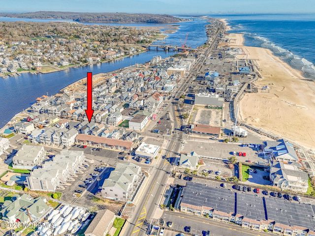 10 Center Street, Sea Bright, NJ 07760