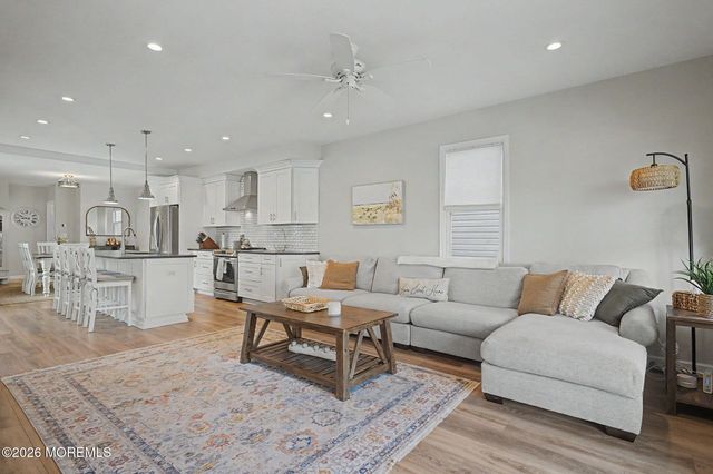 10 Center Street, Sea Bright, NJ 07760
